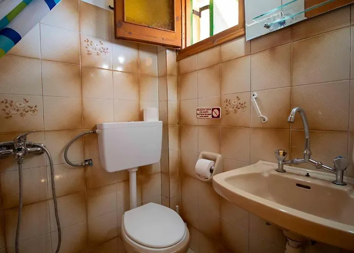 Semesterbostad Tzoras‌ ‌apartments‌ ‌roda‌ ‌corfu‌ Litheres