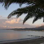 펜션 Tzoras‌ ‌apartments‌ ‌roda‌ ‌corfu‌ Litheres