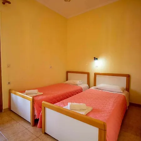 Σπίτι διακοπών Tzoras‌ ‌apartments‌ ‌roda‌ ‌corfu‌